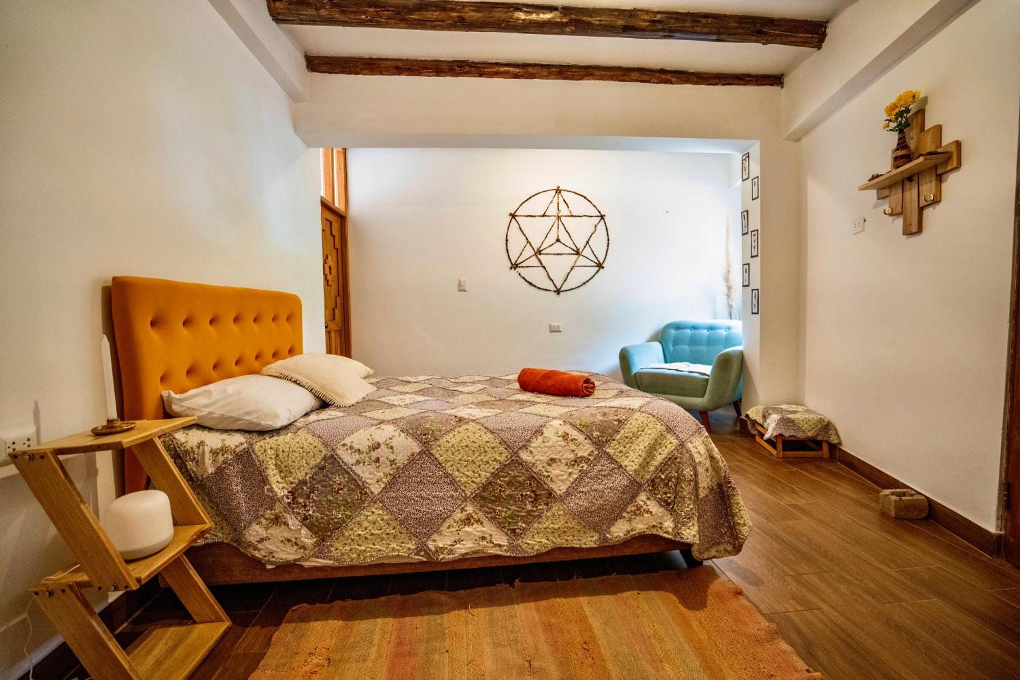 Blue Lotus Retreat Center Bed and Breakfast Písac Esterno foto